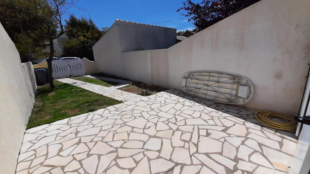 Charmante Maison De Ville Avec Jardin - 2 Chambres - 5 Pers 圣让-德蒙 外观 照片