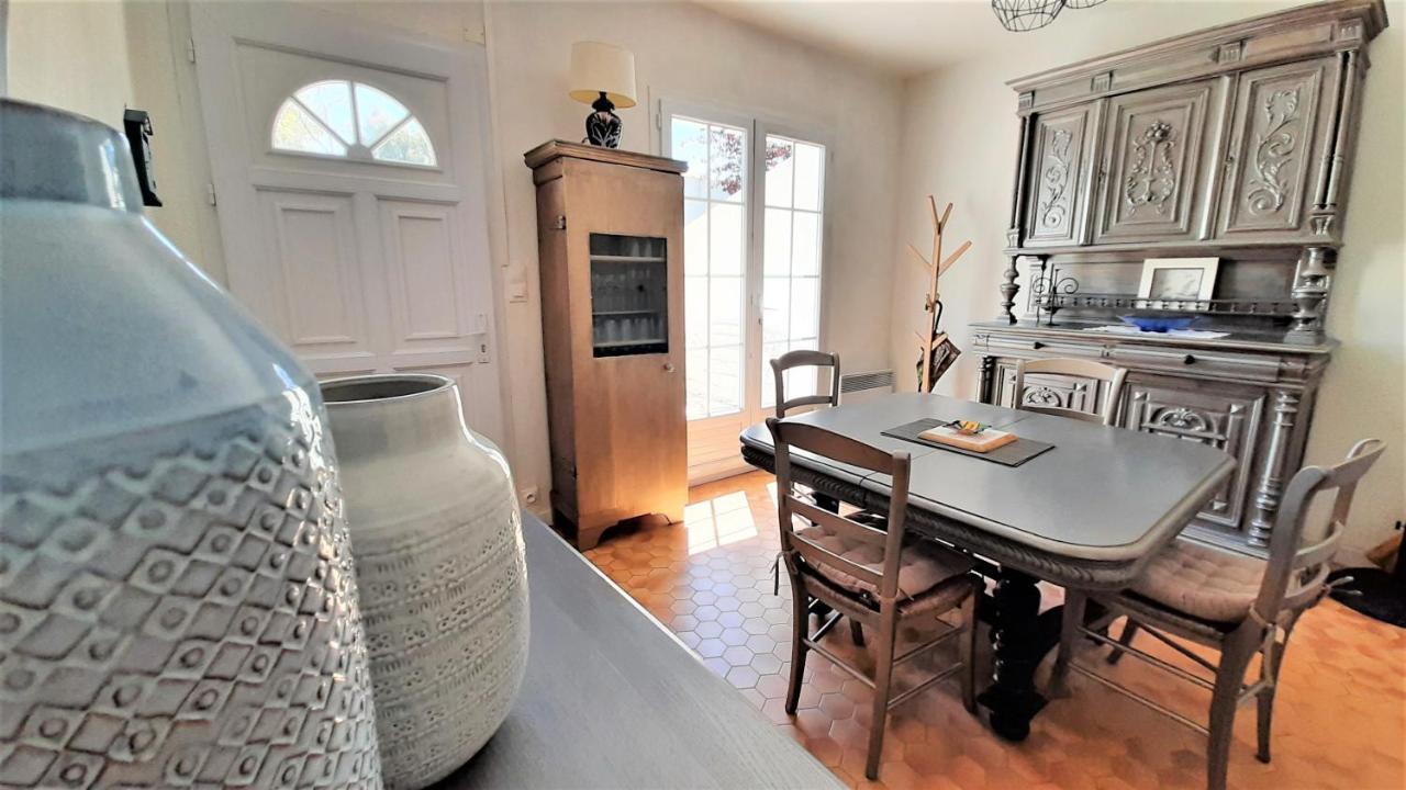 Charmante Maison De Ville Avec Jardin - 2 Chambres - 5 Pers 圣让-德蒙 外观 照片