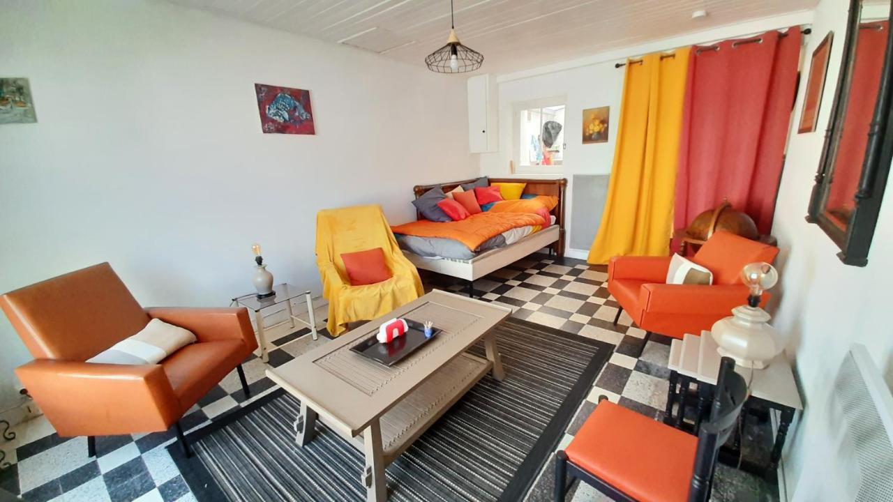 Charmante Maison De Ville Avec Jardin - 2 Chambres - 5 Pers 圣让-德蒙 外观 照片