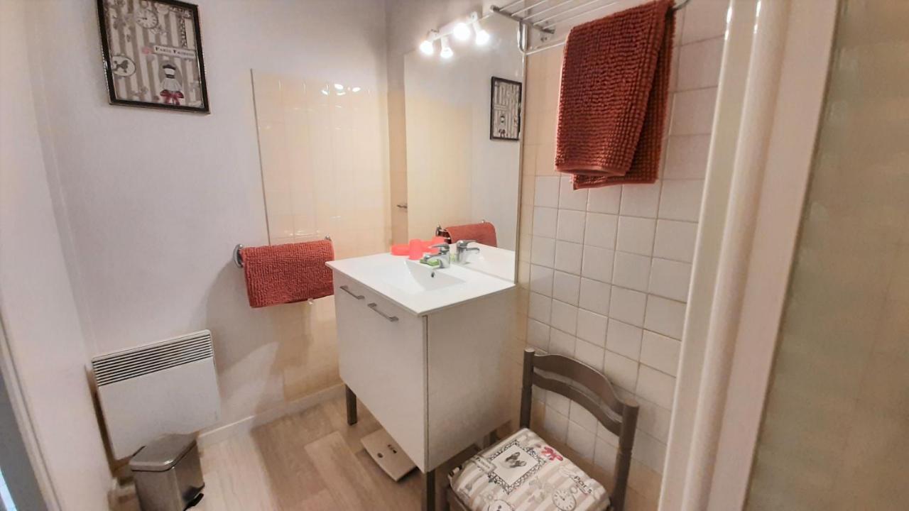 Charmante Maison De Ville Avec Jardin - 2 Chambres - 5 Pers 圣让-德蒙 外观 照片