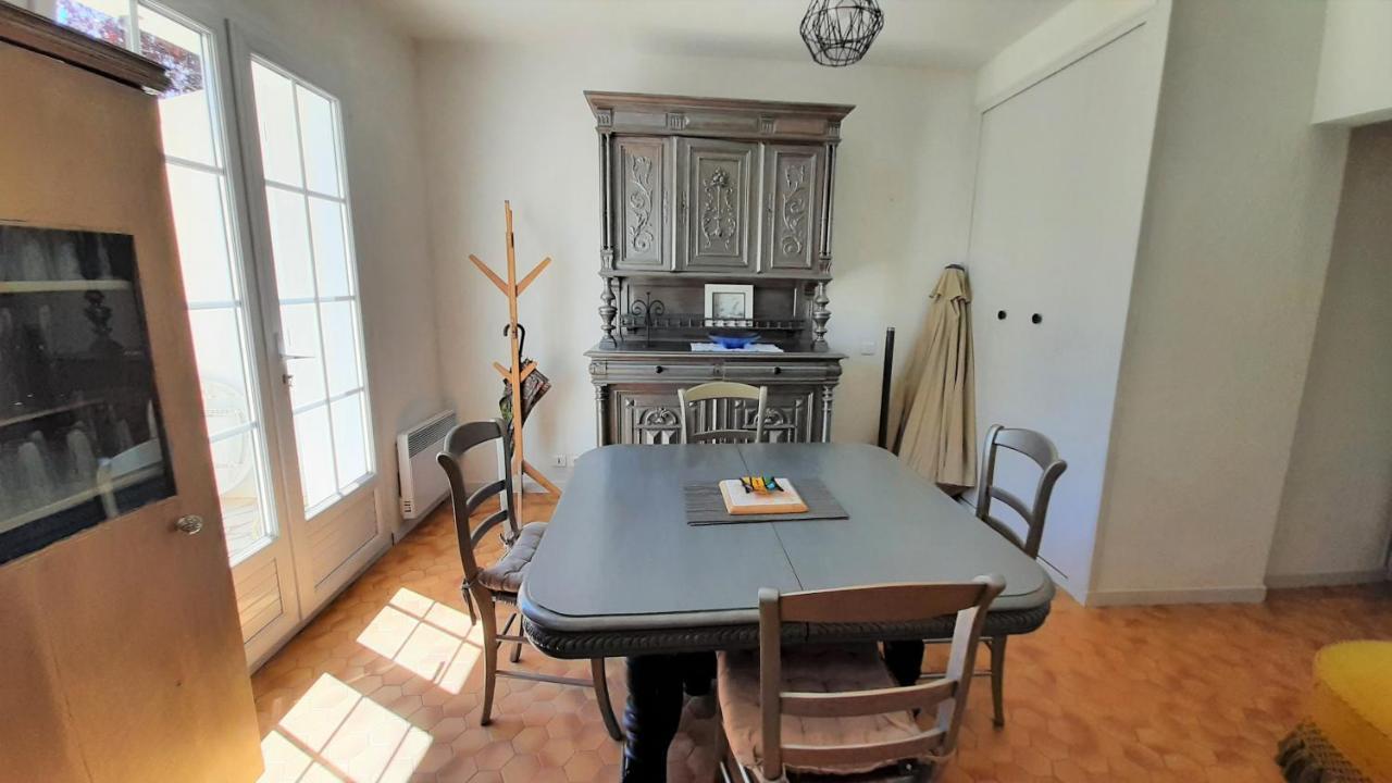 Charmante Maison De Ville Avec Jardin - 2 Chambres - 5 Pers 圣让-德蒙 外观 照片