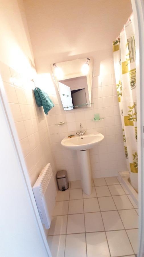 Charmante Maison De Ville Avec Jardin - 2 Chambres - 5 Pers 圣让-德蒙 外观 照片