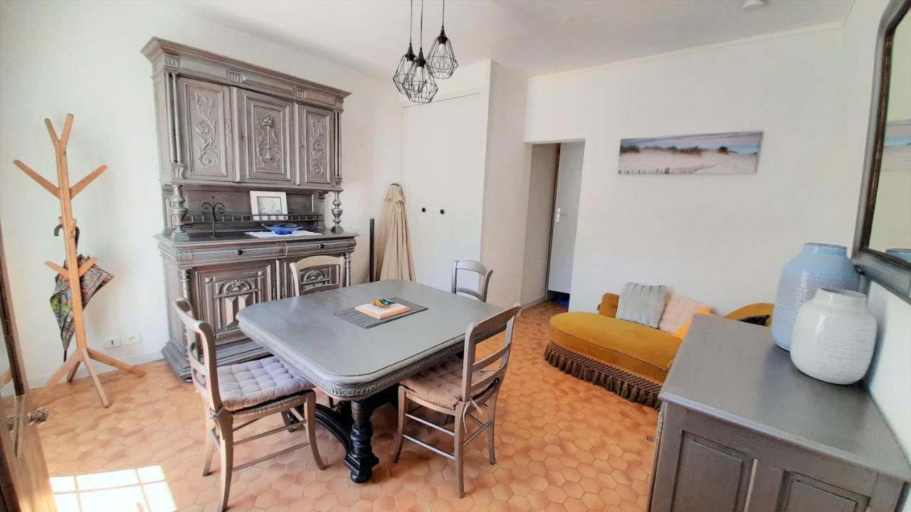 Charmante Maison De Ville Avec Jardin - 2 Chambres - 5 Pers 圣让-德蒙 外观 照片